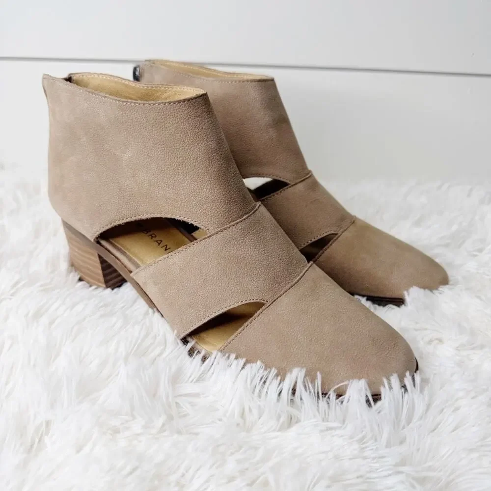 Lucky Brand Ralwan Cutout Leather Booties Taupe Size 6M